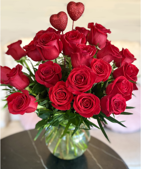 24 Roses in a Vase