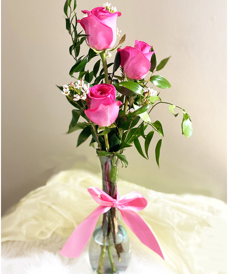 Bud Vase of 3 Roses