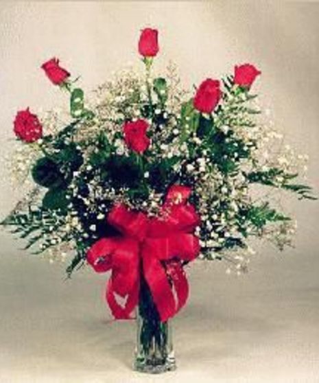 6 Red Roses Vased